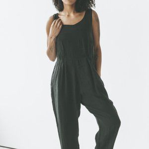 Black Crane - Linen Overalls in Black - Small